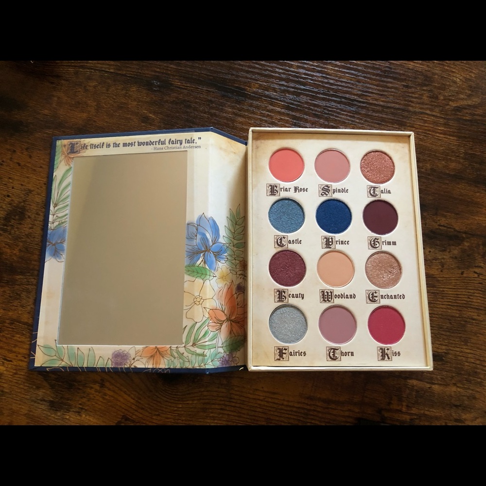 Storybook cosmetics eyeshadow pallet